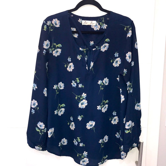 Beautiful work blouse - Picture 1 of 2